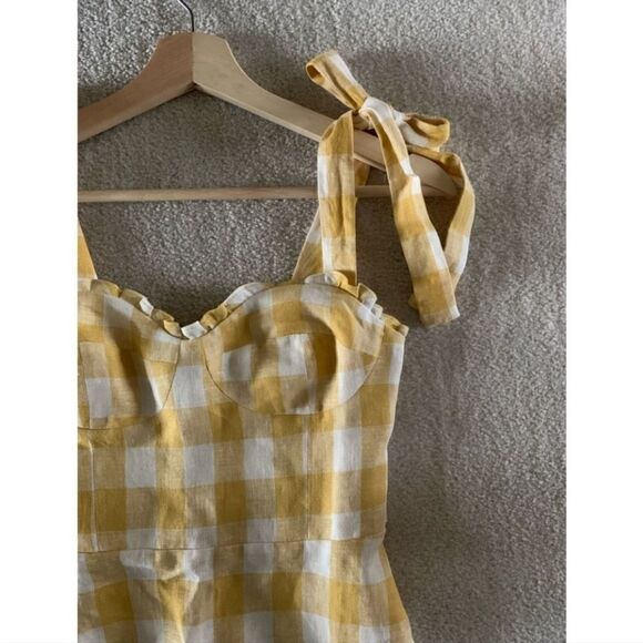 Reformation Desiree Linen Dress in Dandelion Check Yellow 6 - Picture 4 of 10